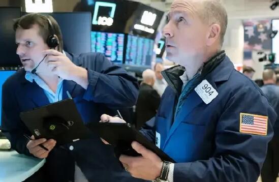 隔夜美股三大指數大幅收跌 納指跌近500點