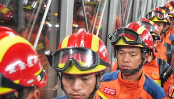 中國雲南救援醫療隊抵達緬甸開展救援