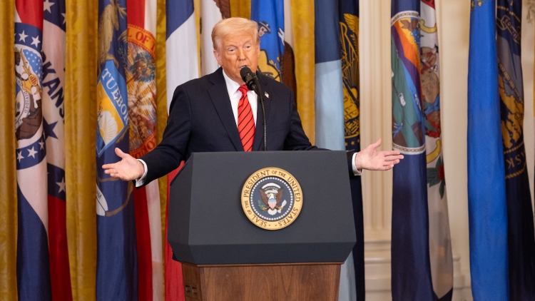 特朗普稱沙特同意對美國公司投資「近萬億美元」