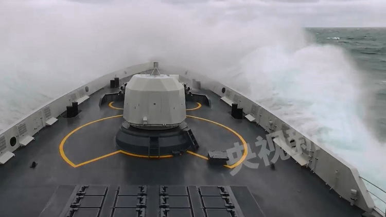 有片 | 最新現場畫面！東部戰區位台島周邊開展多科目演練