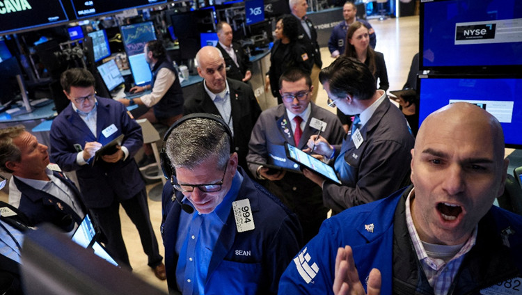 美國貿易大棒重錘落地 全球金融市場遭遇「黑色星期四」