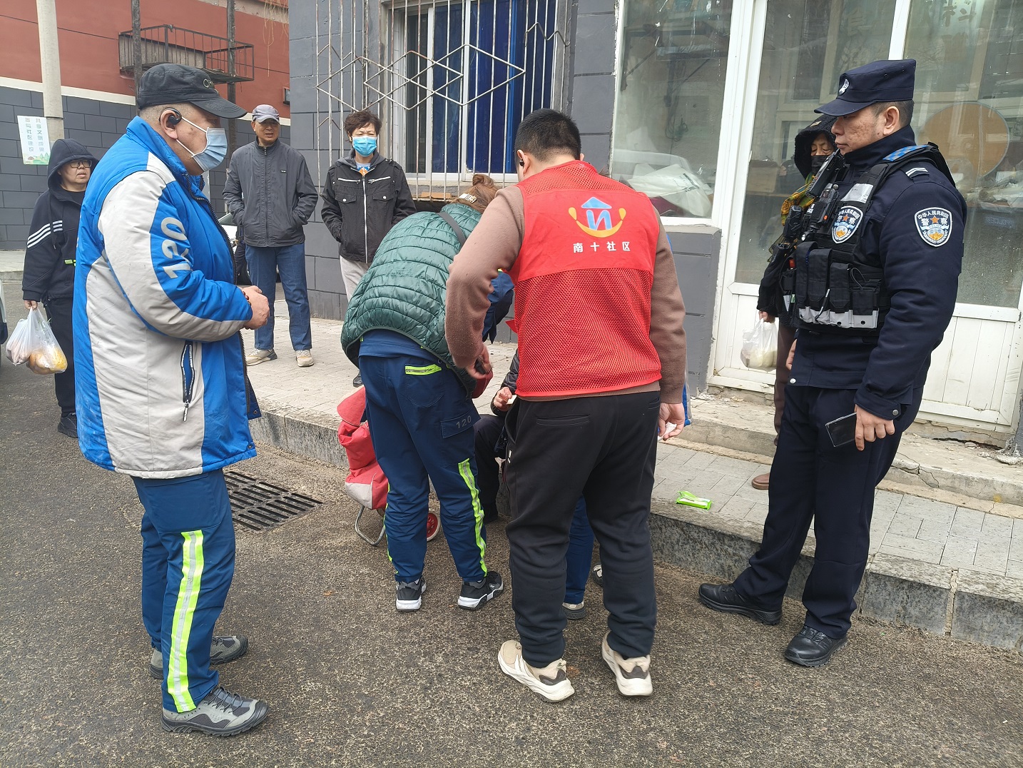 瀋陽鐵西區「暖心服務隊」：踐行「楓橋經驗」 照亮基層治理之路