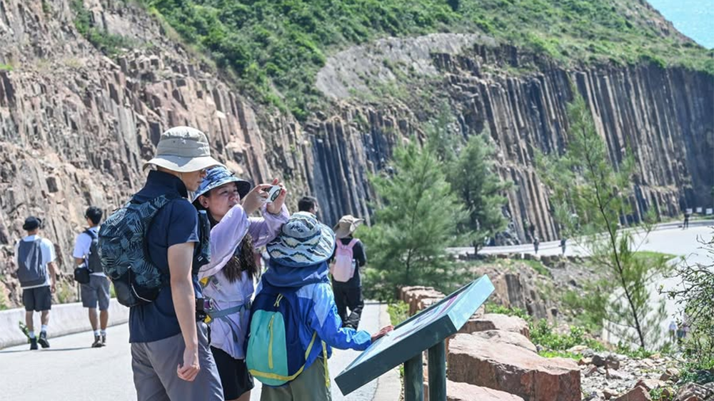 萬宜水庫東壩遊人眾多 運輸署提醒及早規劃行程