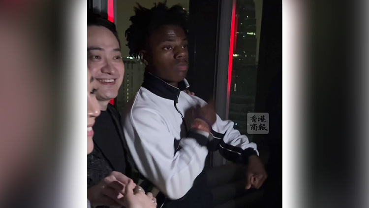 有片｜甲亢哥重返香港 夜蒲蘭桂坊 和孫宇晨蹦迪