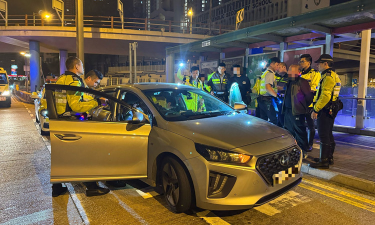 警方東九龍打擊醉駕  拘捕5名司機