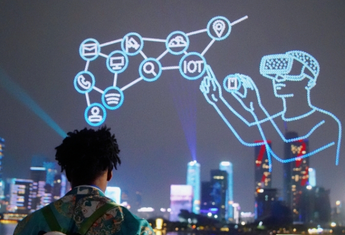 「甲亢哥」深圳行「火」遍全網！商文旅融合消費熱潮湧動