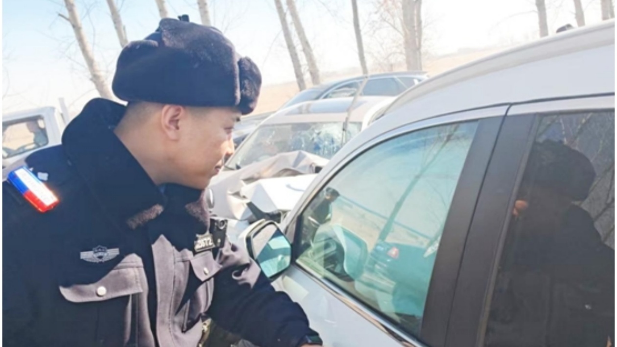 哈爾濱市公安局呼蘭分局春雷行動：宣防並舉齊發力 給予愛車「安全鎖」