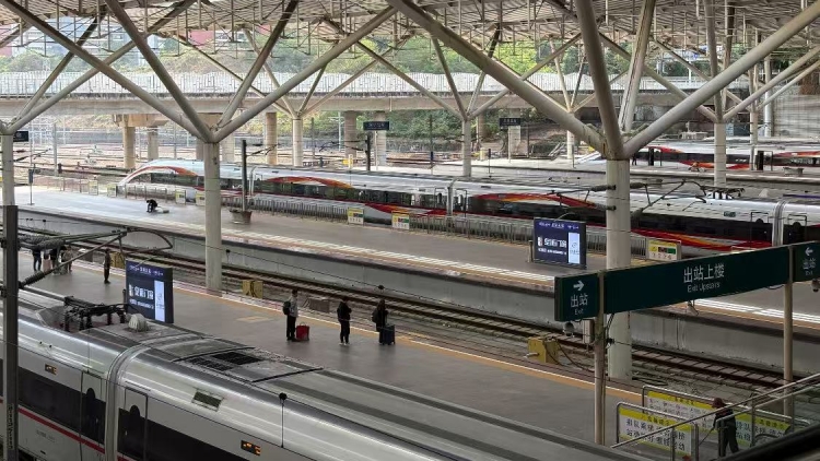 受強對流天氣影響，深圳鐵路部分列車停運