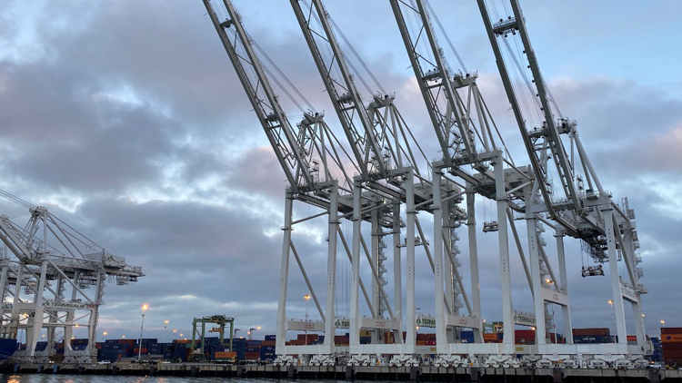 交銀國際：關稅戰下關注這些股份