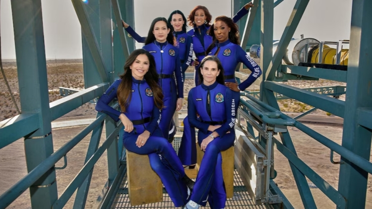 美「新謝潑德」飛行器完成全女性「太空遊」