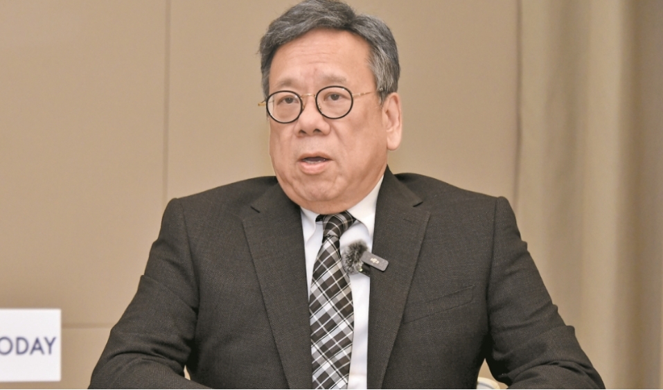 丘應樺：香港經濟須覓新出路 助內地中小企「走出去」