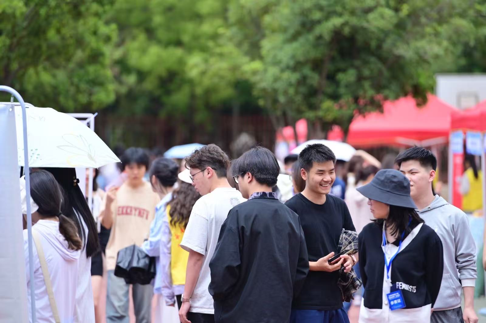 民建雲南省委第十屆運動會在昆明舉行