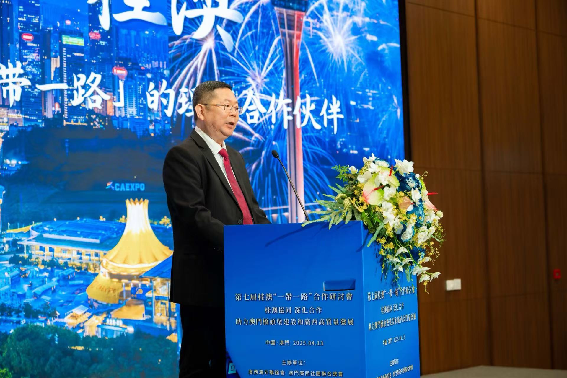 復活節港客赴桂列車爆滿 廣西文旅廳長邀港澳同胞「暢遊廣西」