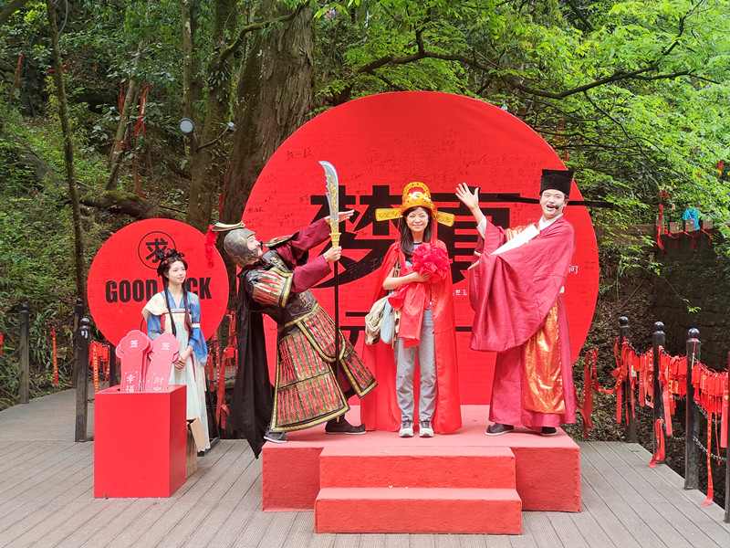 有片|皖休寧縣：「復古遊齊雲」煥新回歸