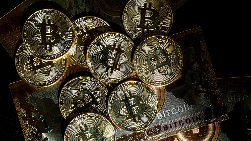 「數碼黃金」成避險資產 比特幣價格重回94000美元 自月初低位大幅反彈23%