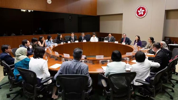 梁君彥會晤東盟代表團 冀共創區域繁榮