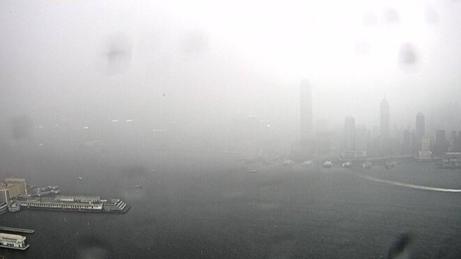 天文台：強雷雨區及相關猛烈陣風或未來一兩小時影響本港