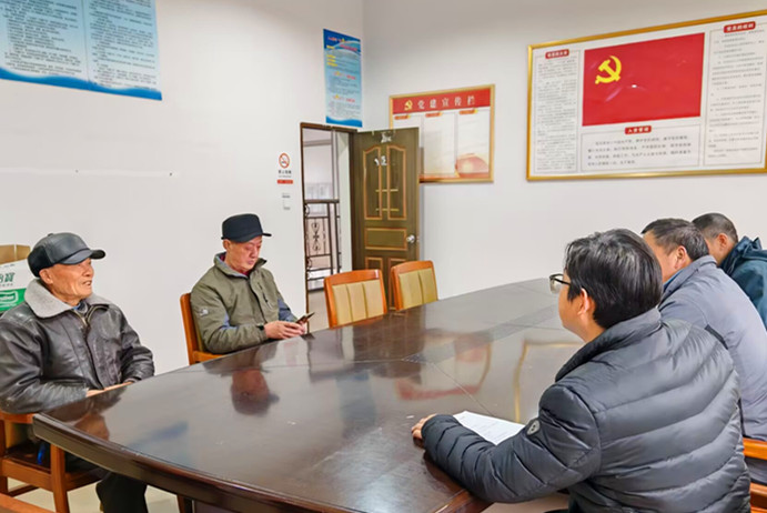 皖黟縣宏村鎮：凝聚銀齡智慧繪就新「楓景」