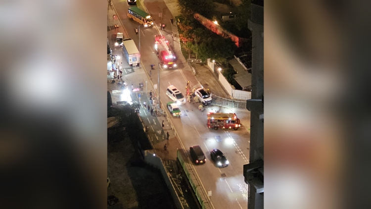 粉嶺輕型貨車失控衝上行人路 七旬漢捱撞捲車底死亡