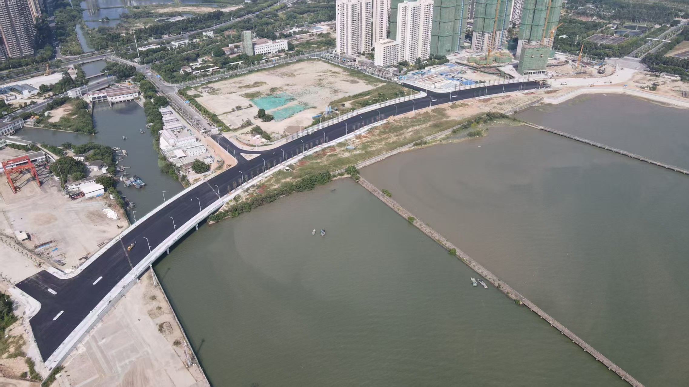 汕頭27.5公里的濱海走廊 飽覽碧波蕩漾的內海灣風光