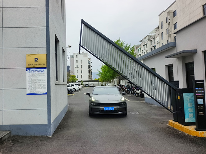 「寵客」更貼心保障更有力 皖黟縣「錯時免費停車」五一升級