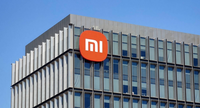 小米推首個開源推理大模型MiMo 股價升近半成