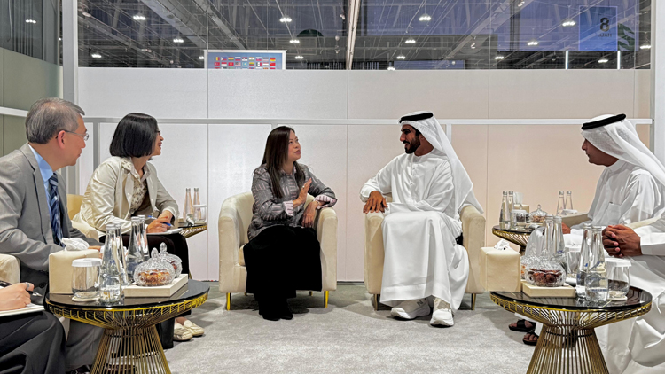 羅淑佩結束阿聯酋訪問行程 指表演藝術方面找到新合作機會