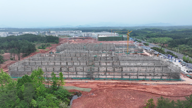 黃山九龍工業園區：爭分奪秒搶工期 五一建設不停歇
