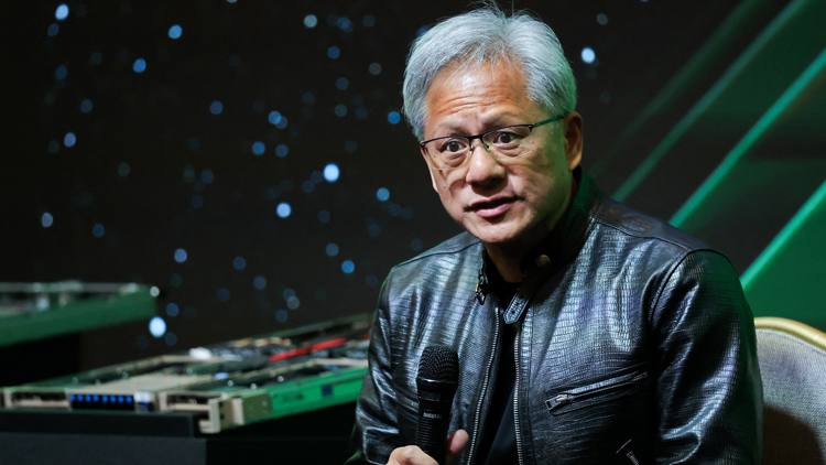 英偉達黃仁勳10年來首次加薪 總薪酬升至3.9億元