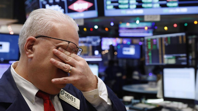 美股三大指數集體收跌 標普500指數結束九連漲