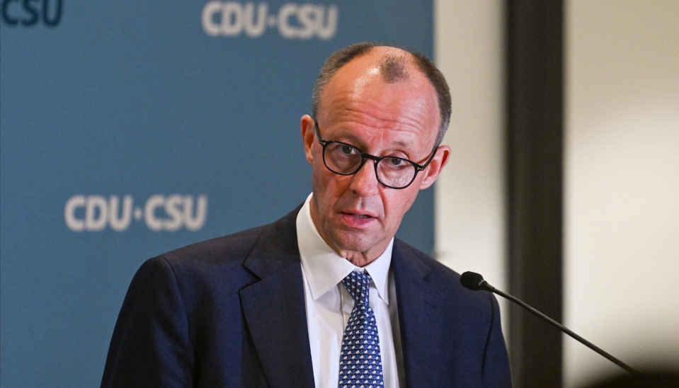 默茨首輪投票未能當選德國總理 德股中段大跌2%