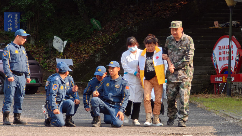 皖屯溪區：勤「練」提能 抗「災」有力