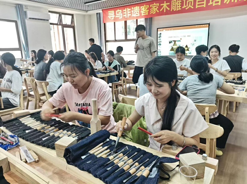 深尋攜手共建非遺工坊 賦能鄉村振興新圖景