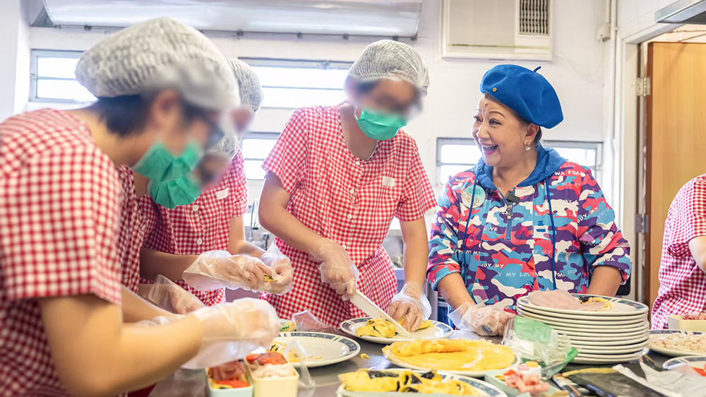 懲教署母親節活動 薛家燕助在囚少女製作便當感恩母愛