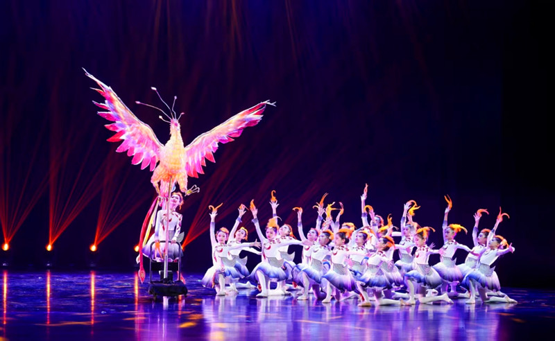 「老手藝+新演繹」非遺綻新彩 皖黟縣《雉山鳳舞》榮膺「皖美小荷之星」