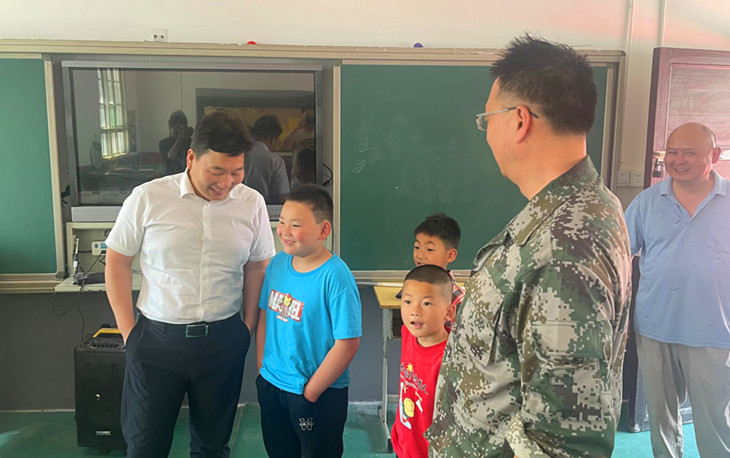 皖歙縣璜田：「情暖童心」迎六一