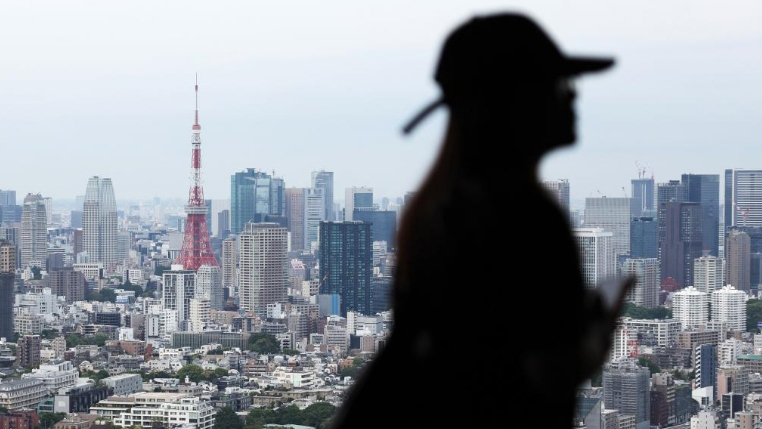 日本一季度實際GDP環比下降0.2% 按年收縮0.7%