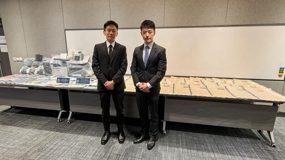 警方荃灣搗破高利貸集團 拘捕43人包括12歲學生