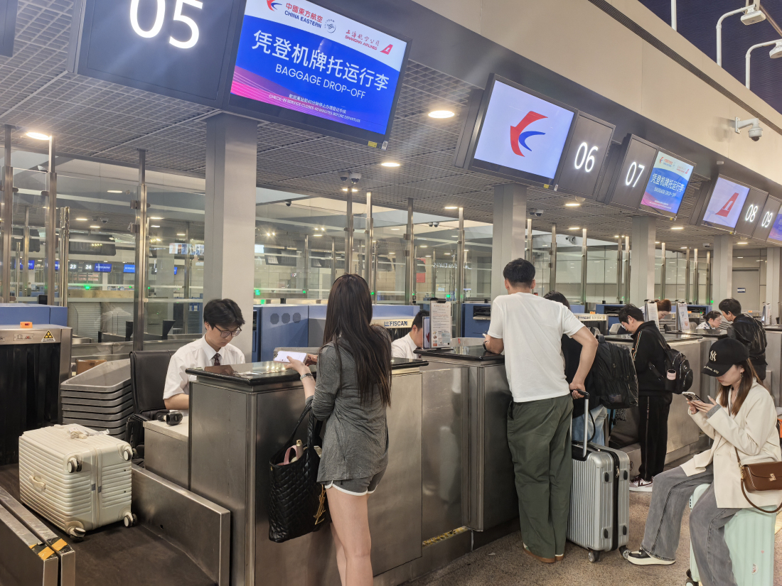 浦東機場東航國內航班可全天24小時辦理值機