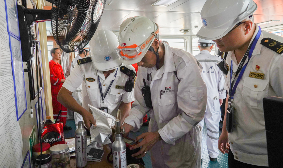 惠州海事部門高效護航埃克森美孚首艘液體出口船舶離港