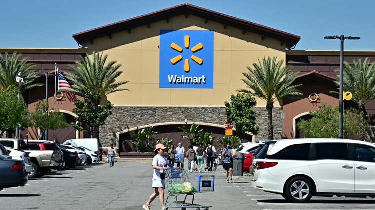 「馬上漲價」再到「吞下關稅」 美政策讓沃爾瑪「輸兩次」