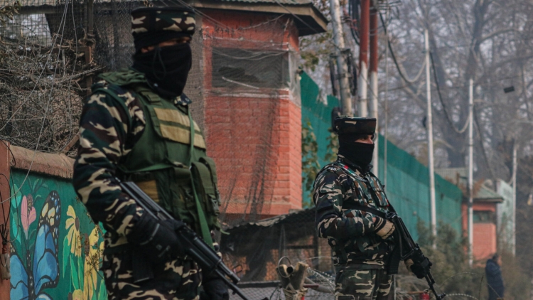 印度在印控克什米爾動員退伍軍人