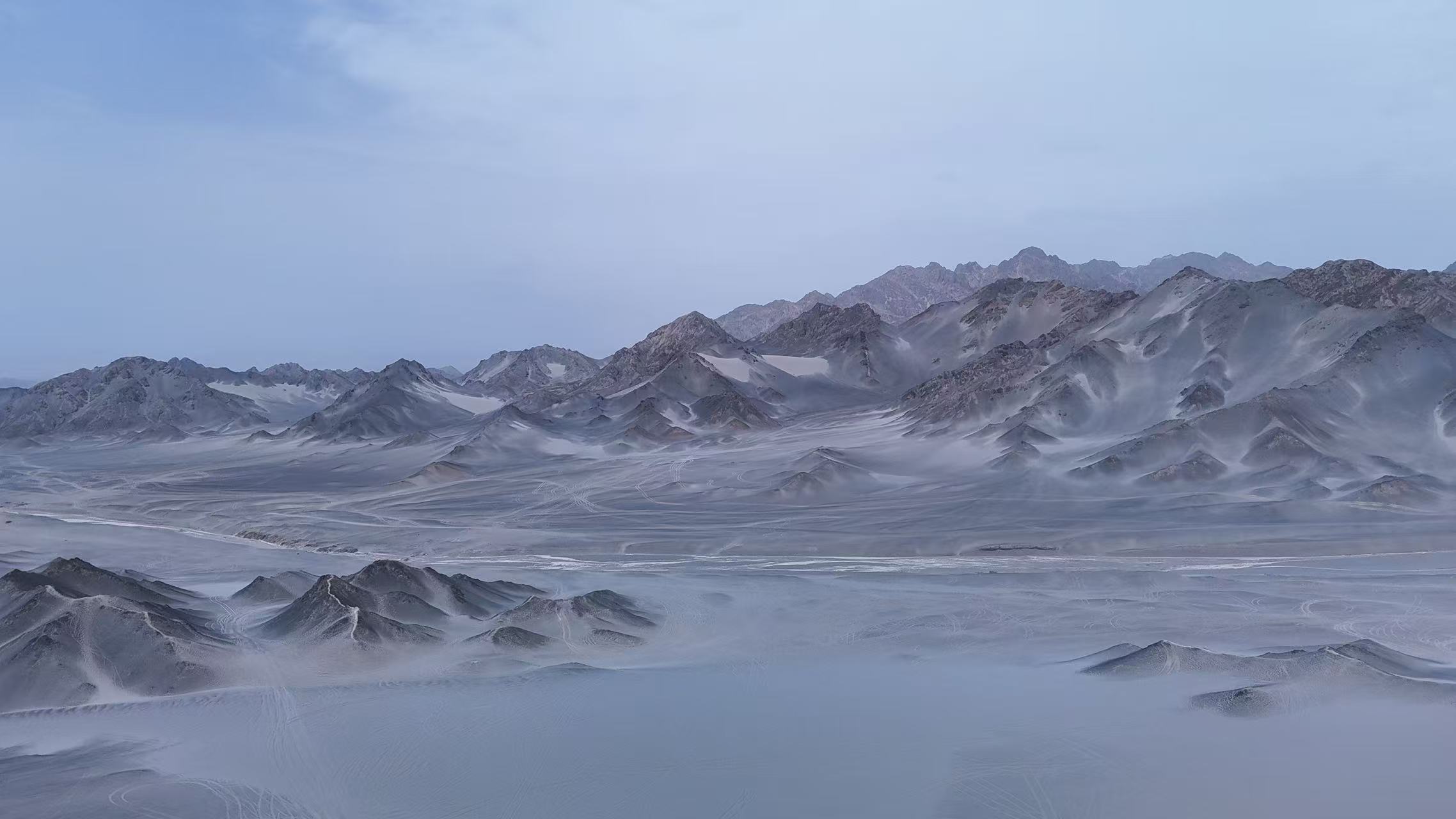 探秘青海茫崖：荒野與奇幻交織的旅行盛宴