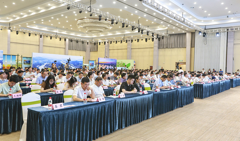 有片 | 第二屆杭黃跨省合作推進會在歙縣舉行
