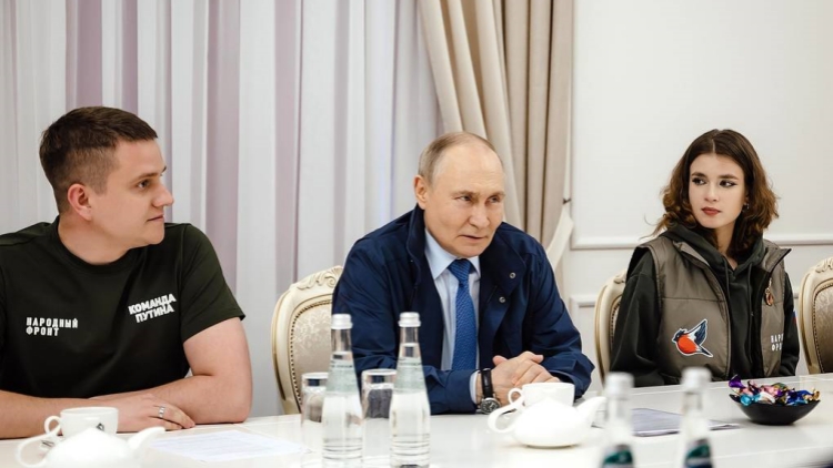 俄軍收復庫爾斯克州後，普京首次到訪