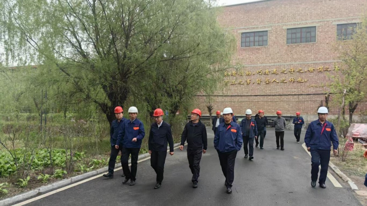 黑龍江雙鴨山：把脈問診破題  引智入企興業