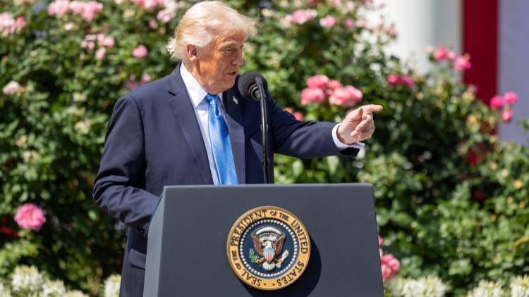 特朗普再祭出口術：6·1起對歐盟徵50%關稅