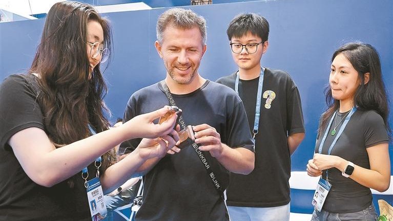 65個國家和地區展商參展 超3.5萬海外專業觀眾參會 文化出海新引擎加速運轉