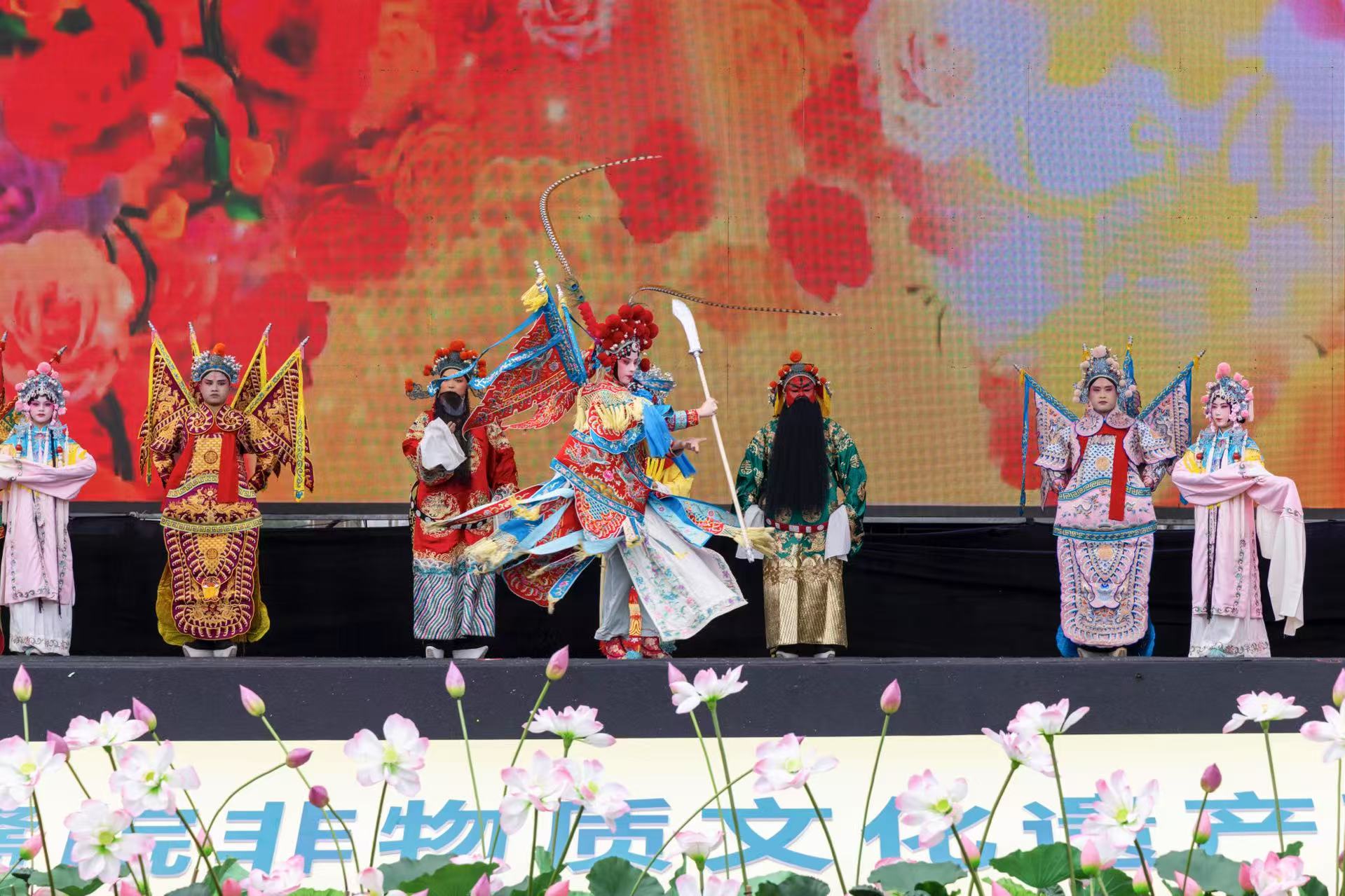 第七屆湘鄂贛皖非物質文化遺產聯展在岳陽舉行