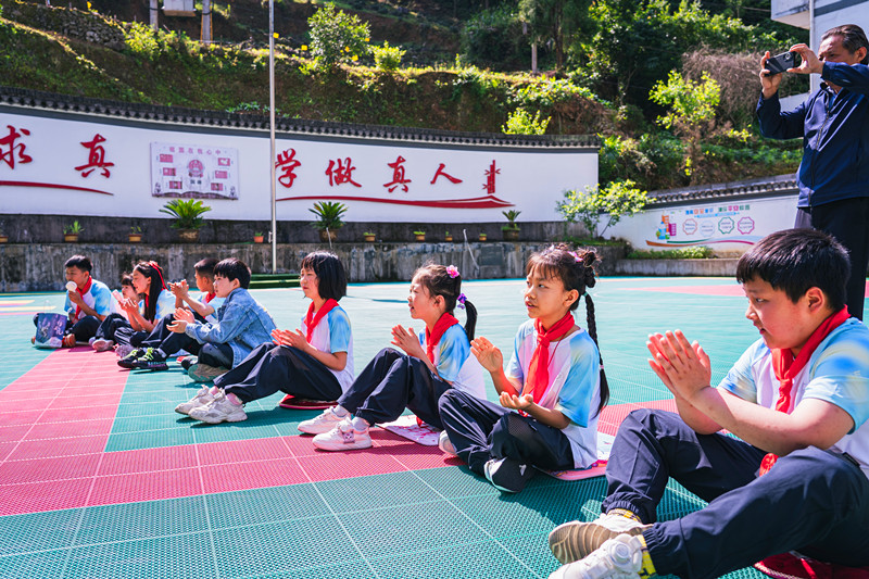 皖歙縣獅石：巧借「雙節東風」 營造清朗文化氛圍